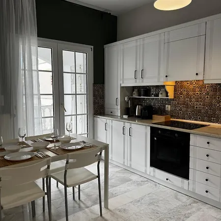 Animus House #1 Apartment, * Peraia (Thessaloniki)
