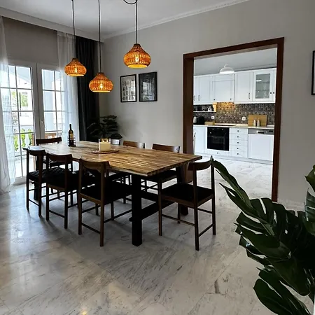Animus House #1 Apartment, *