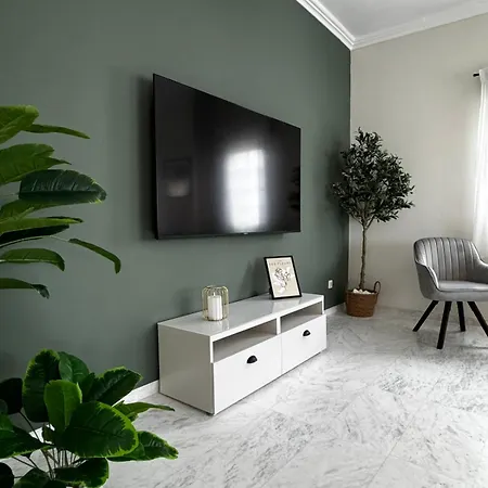 Animus House #1 Apartment, * Peraía